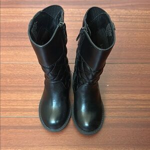 Sam & Libby Black Quilted Footwear